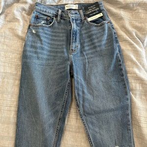 Abercrombie 90s straight jean curve love 26